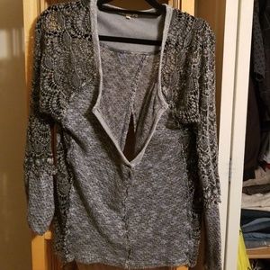 Gimmicks by BKE sweater